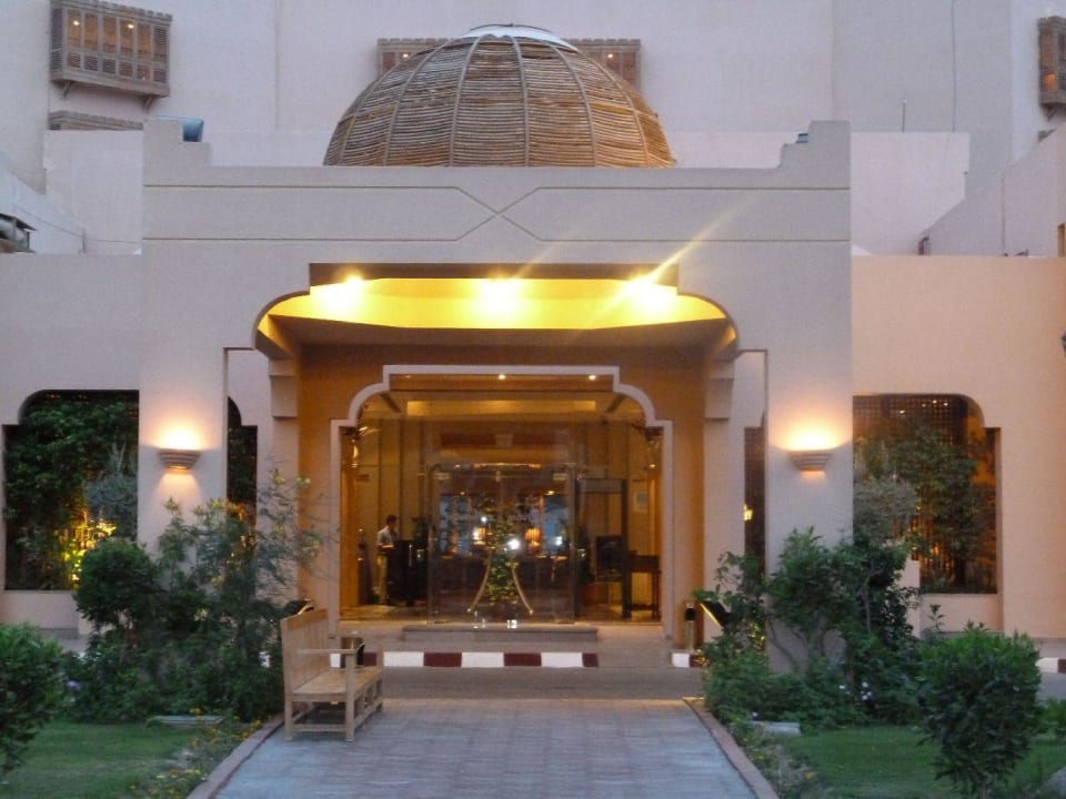 Hoteleingang Continental Hotel Hurghada
