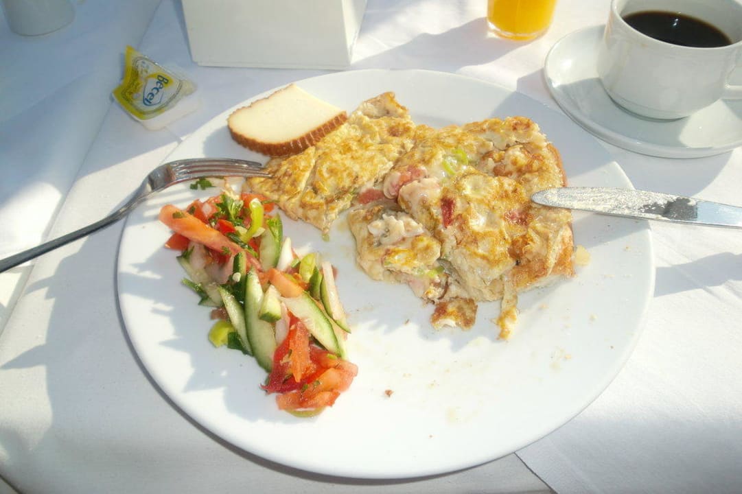 Lecker frisches Omlett am Morgen Hotel Delphin Diva