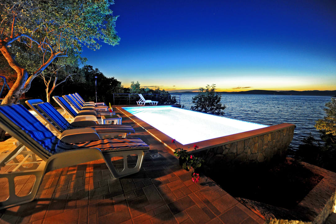 Pool Ferienhaus Jadranka