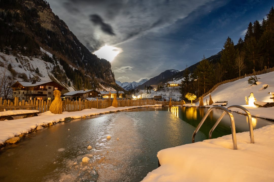 Außenansicht Chaletdorf Auszeit