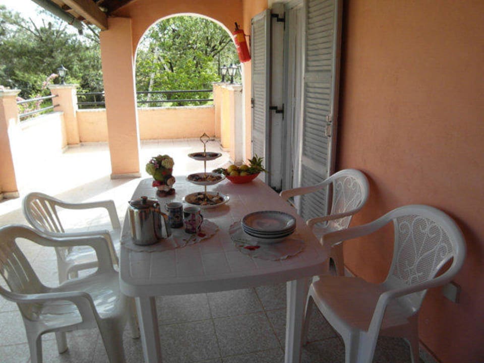 Veranda Almiros Apartments