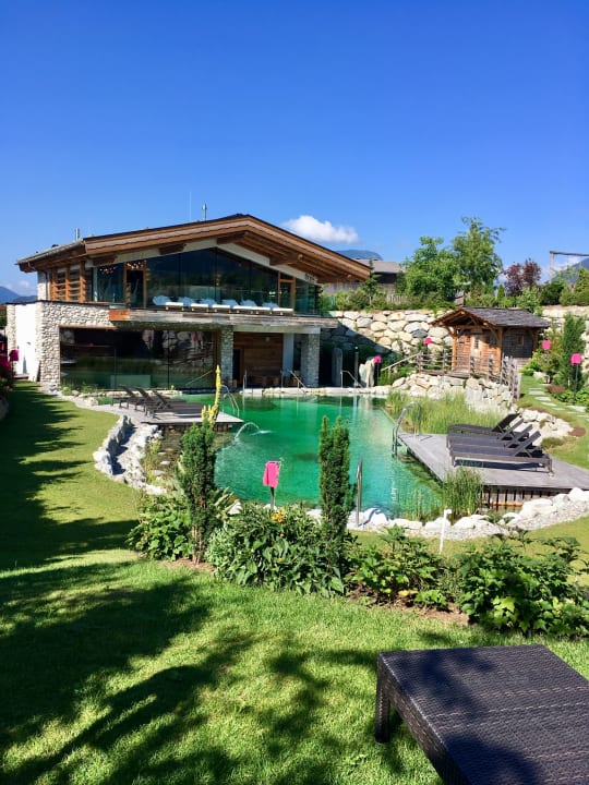 Pool Alpenresort Schwarz