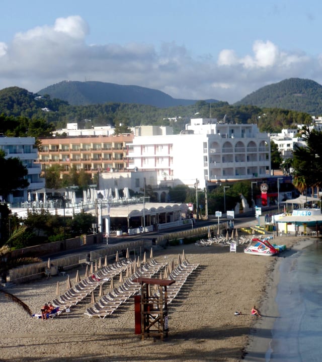 Ausblick vom Balkon  NYX Hotel Ibiza - adults only