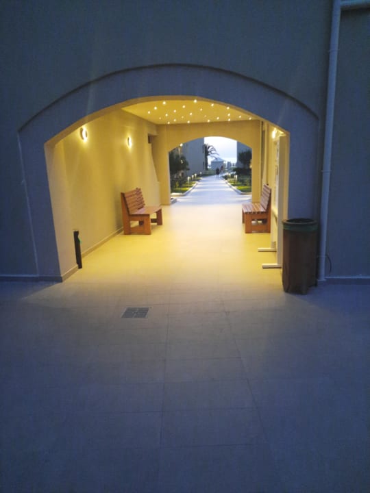 Lobby Vantaris Luxury Beach Resort