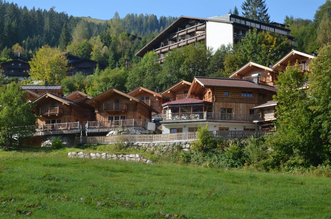 Hüttendorf Außeansicht Hüttendorf Maria Alm