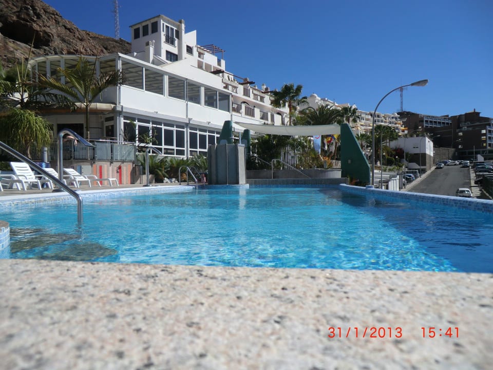 Pool Apartments Curasol