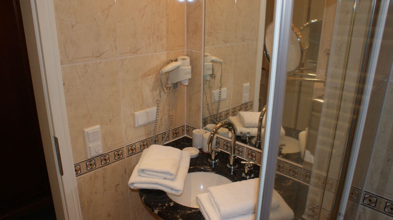 Waschtisch im Bad Strandhotel Deichgraf