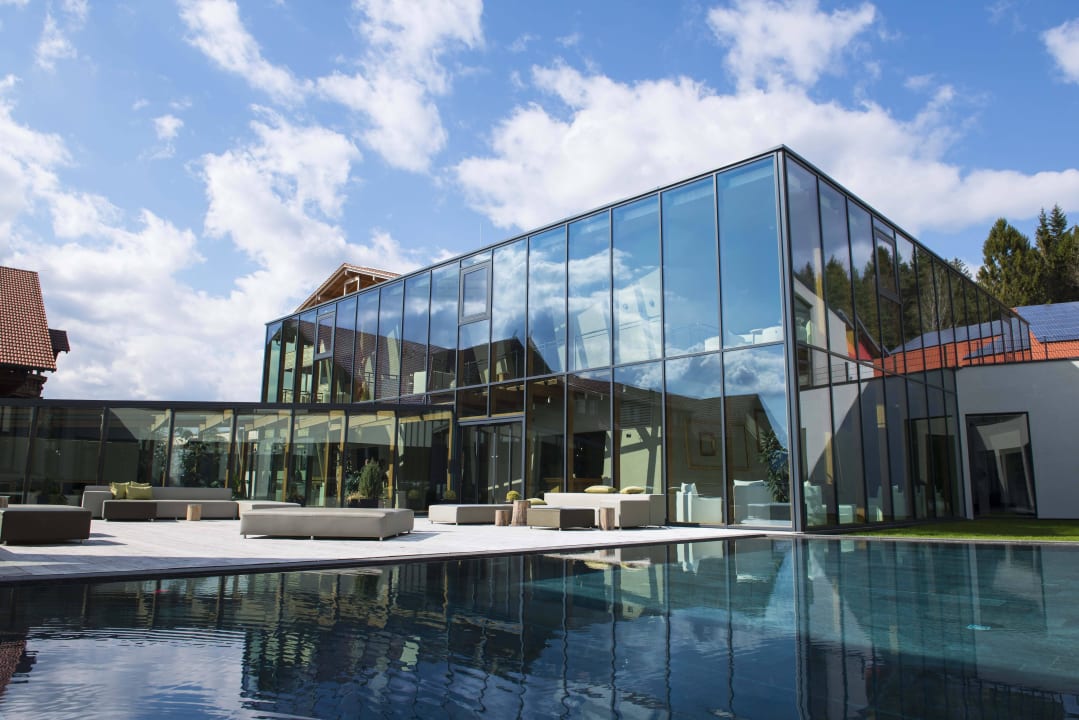 Außenpool ULRICHSHOF Nature · Family · Design