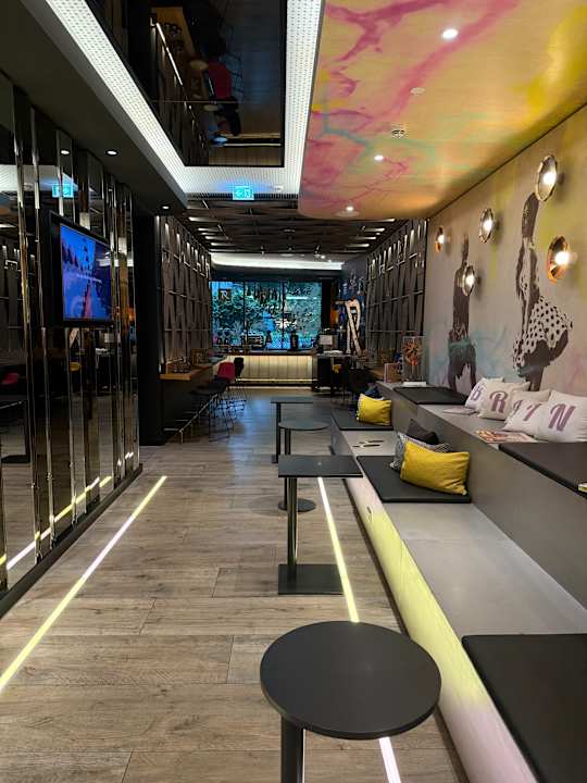 Lobby Mercure Berlin Wittenbergplatz