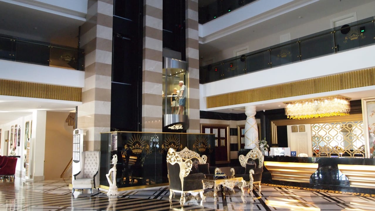 Lobby Mary Hotel Side