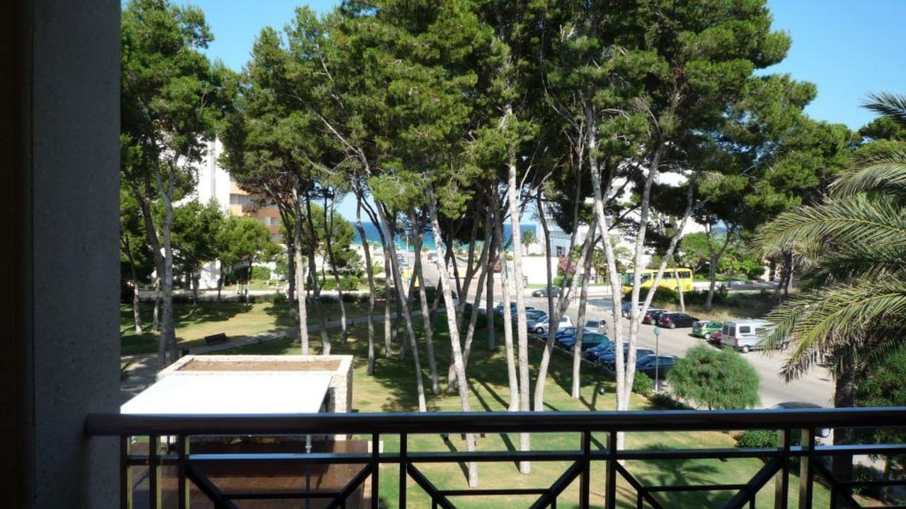 Ausblick vom Balkon am Abend Hipotels Hipocampo Palace & Spa