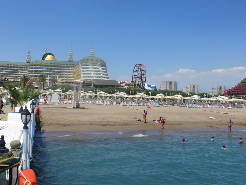 Strand vom Steg aus Hotel Delphin Imperial