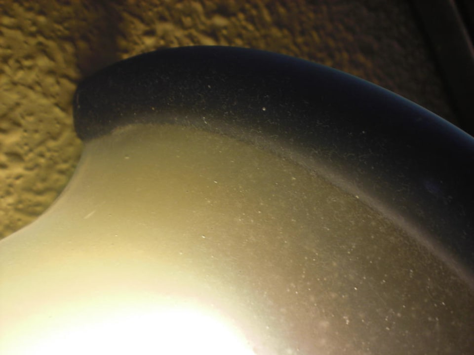 Lampen neben den Betten Garden Saladina