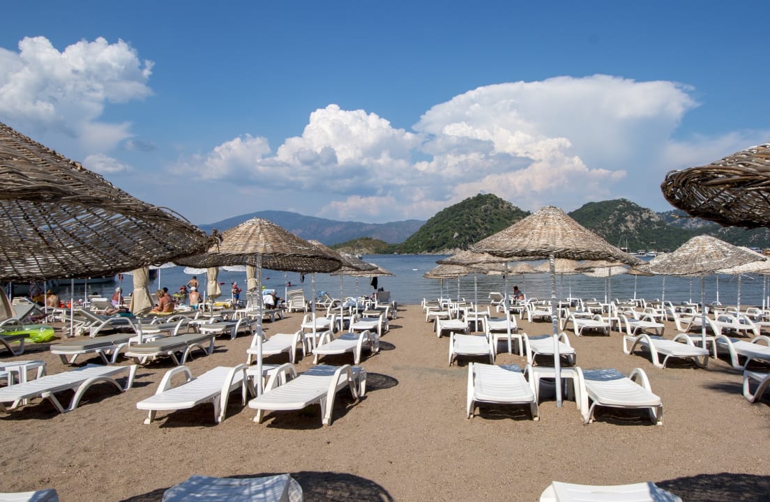 Strand Munamar Beach Residence