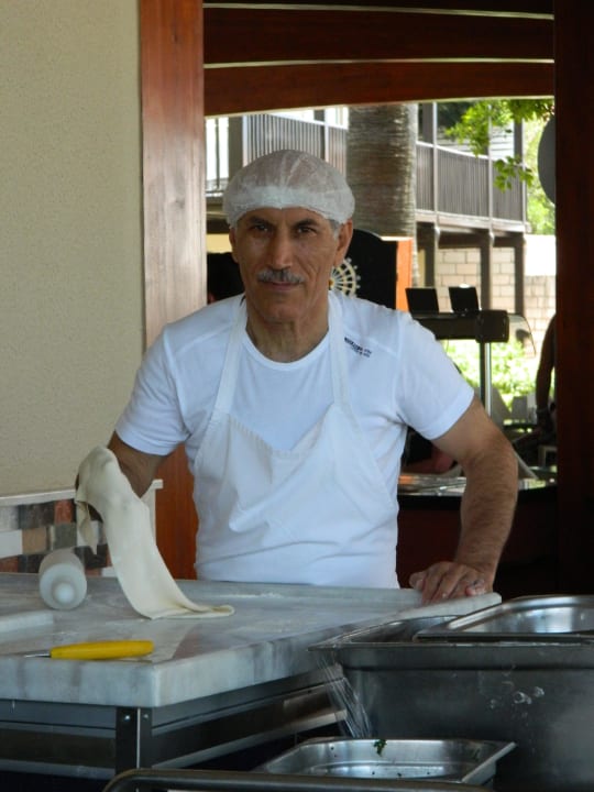 Pizzabäcker Hotel Grand Side