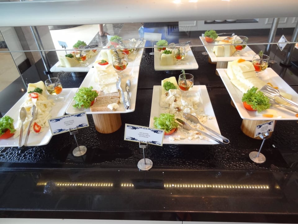 Lecker Well Palace Side