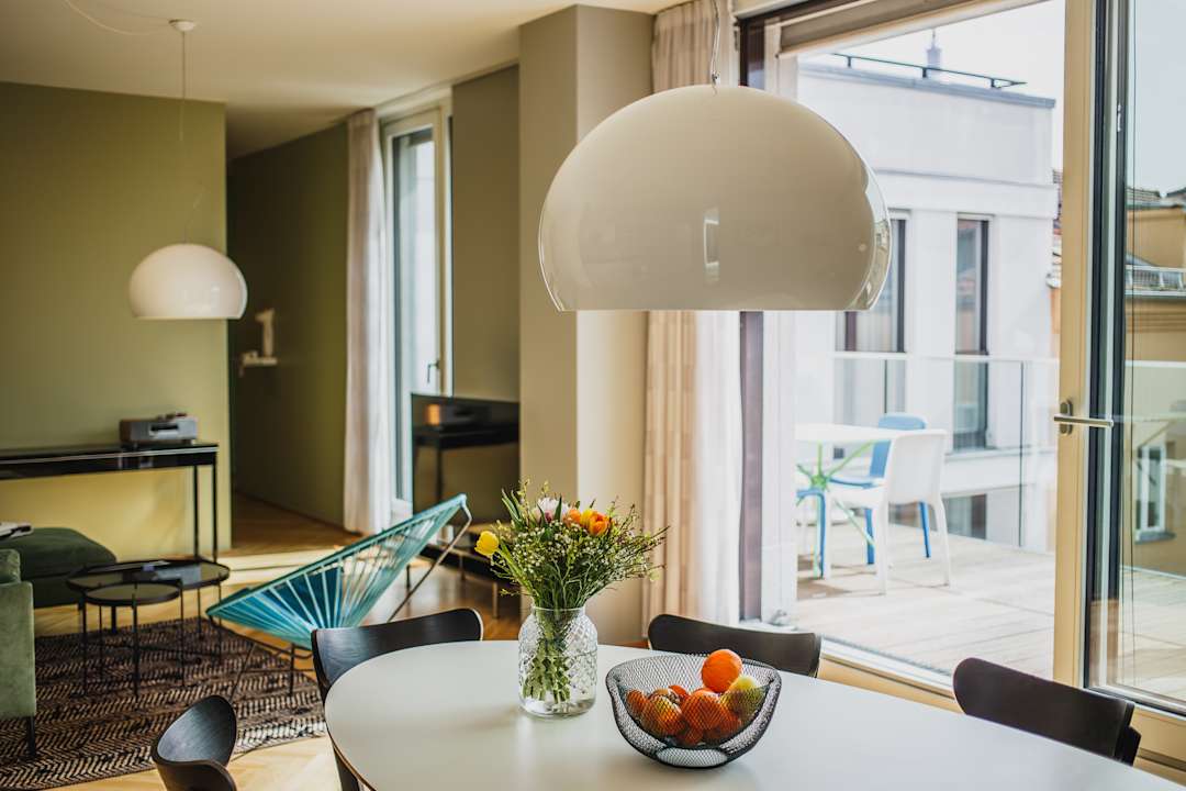 Zimmer Apartments The Circus