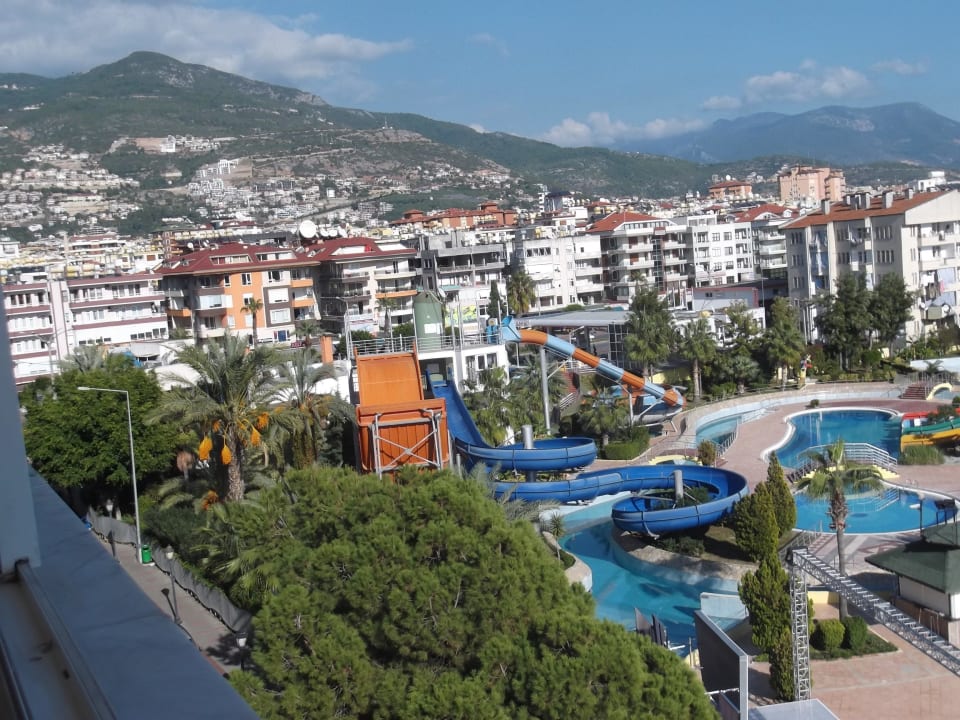 Blick ins Hinterland Hotel Aslan City Kleopatra