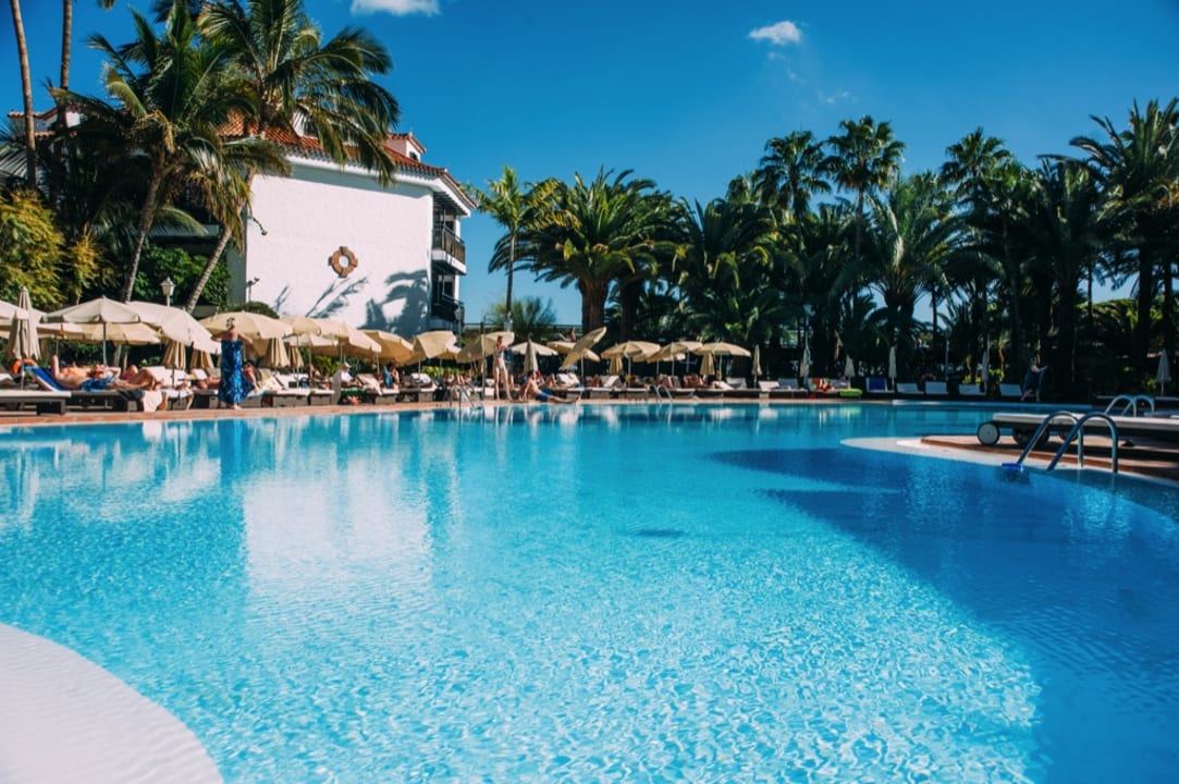 Pool Hotel Parque Tropical
