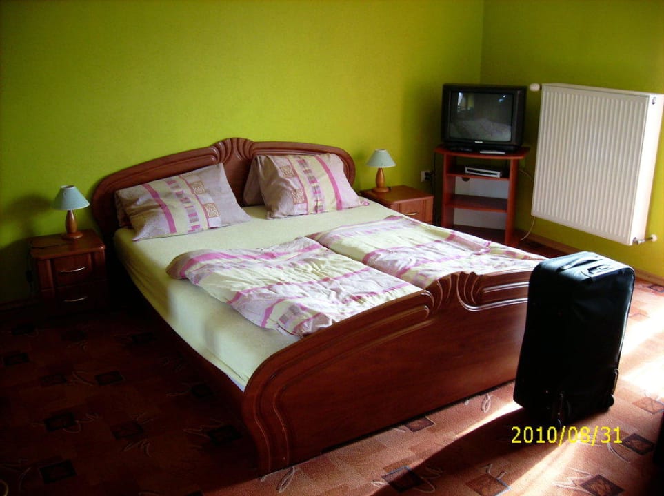 Zimmer Nr.8 Center Hotel Bronkow