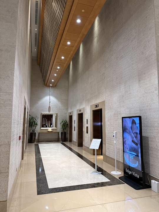 Lobby Swissotel Al Ghurair Dubai