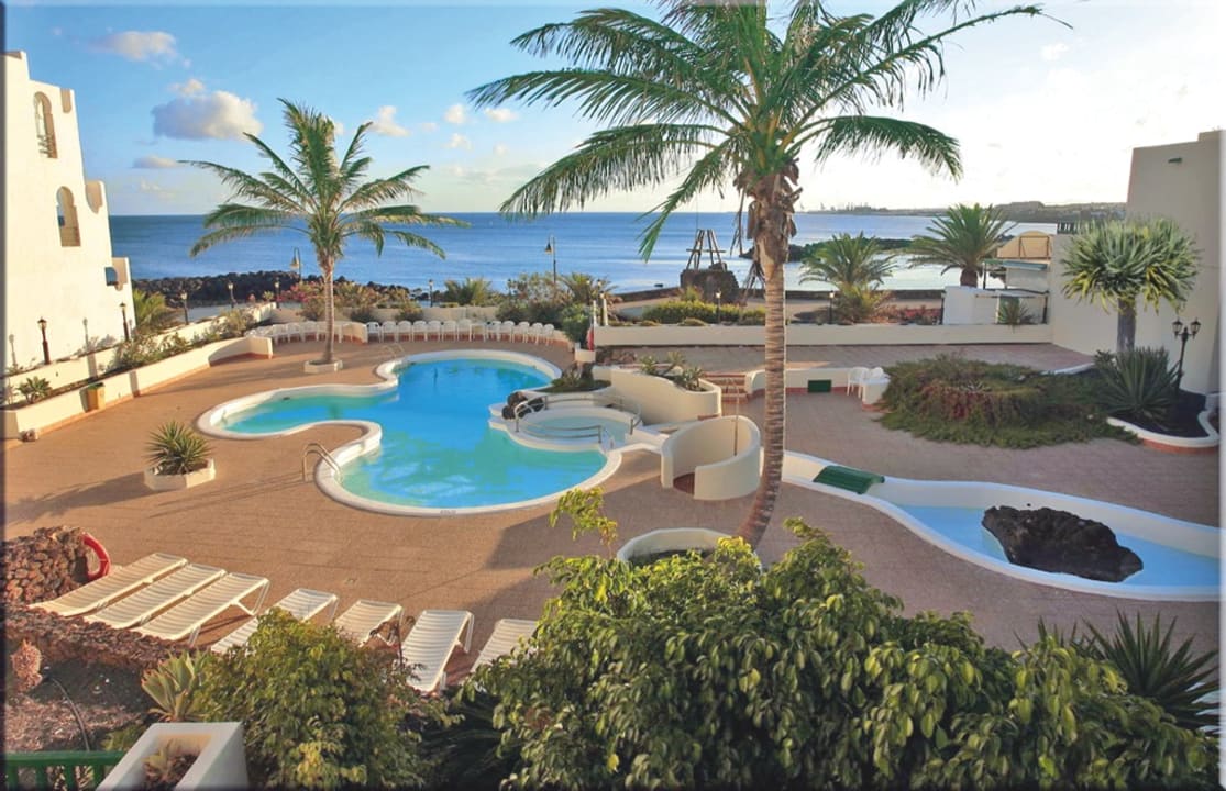 "Pool" Neptuno Suites Adults only (Costa Teguise) • HolidayCheck