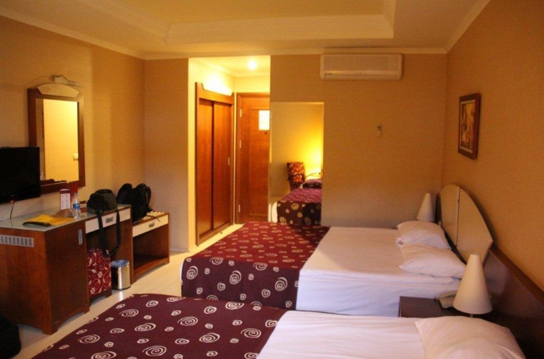 Relativ geräumige Zimmer Belek Beach Resort Hotel