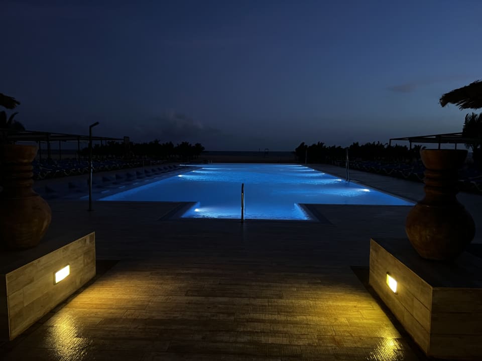 Pool Hotel Riu Touareg