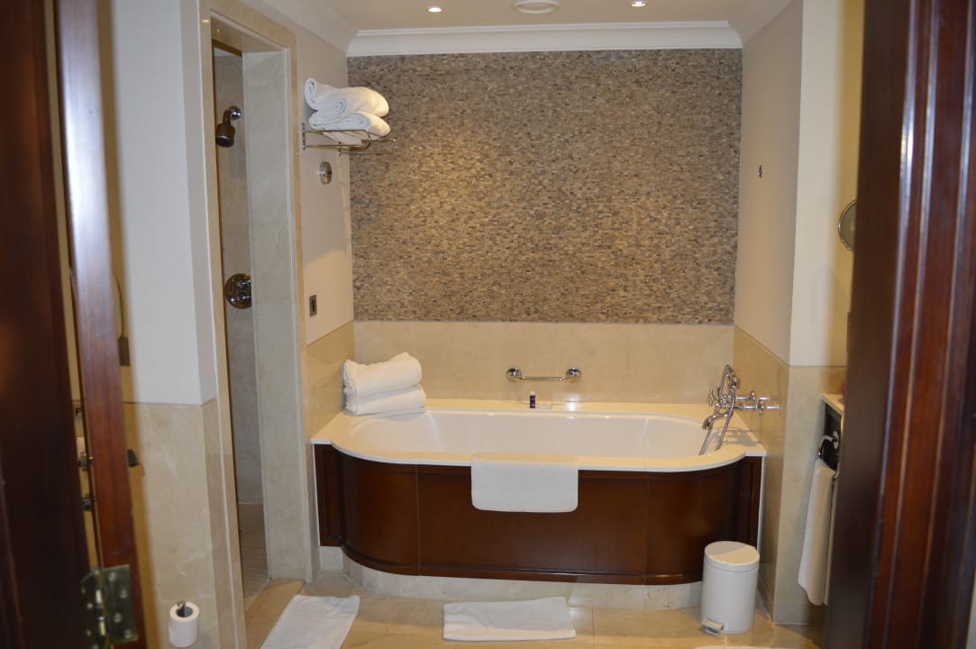 Zimmer JA Palm Tree Court