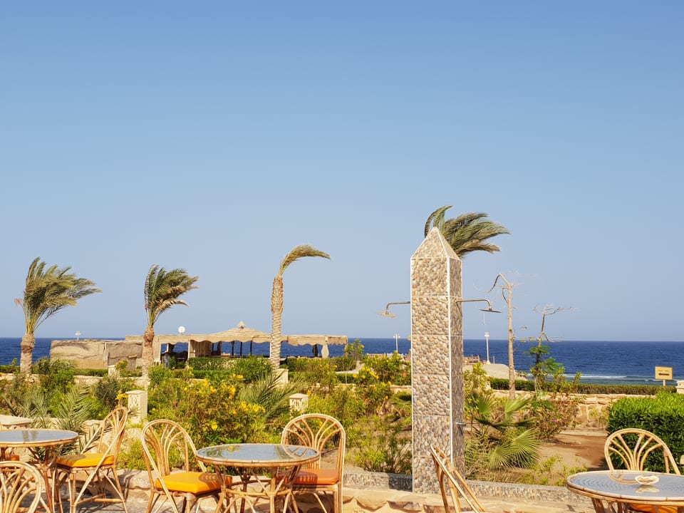 Gartenanlage Rohanou Beach Resort