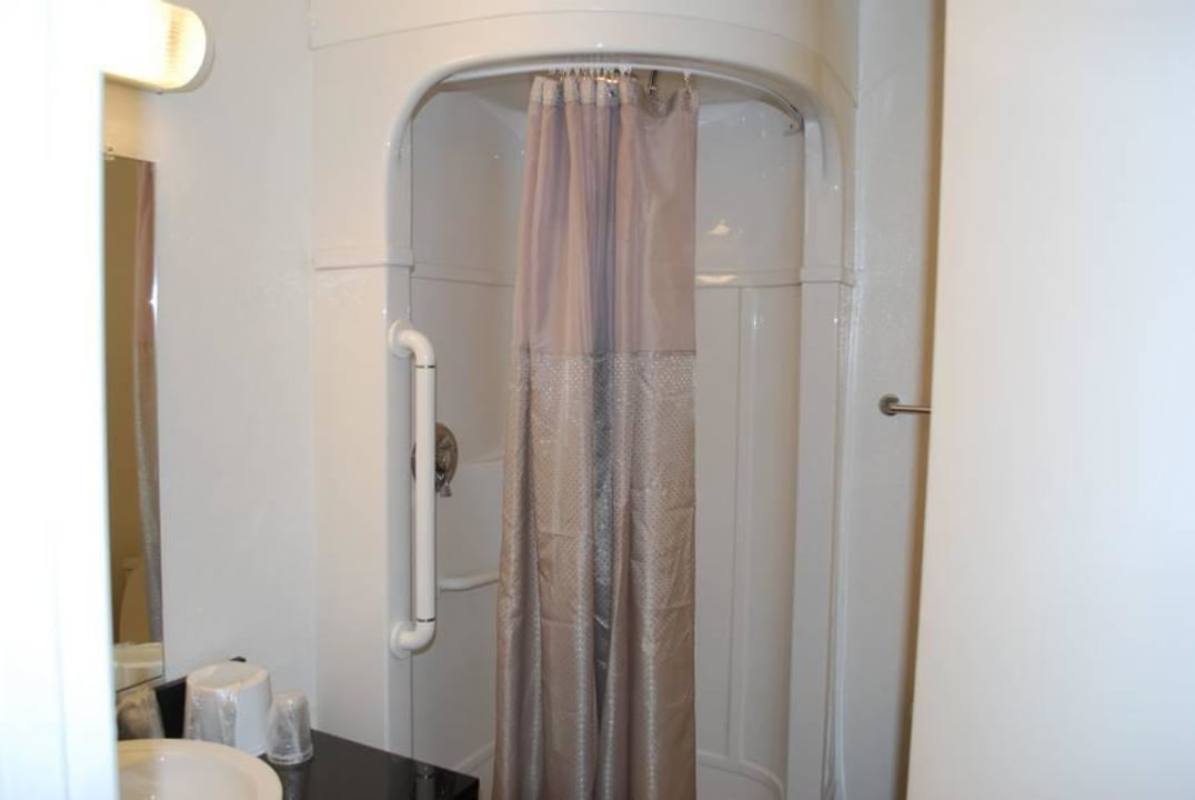 Bad Motel 6 Morro Bay