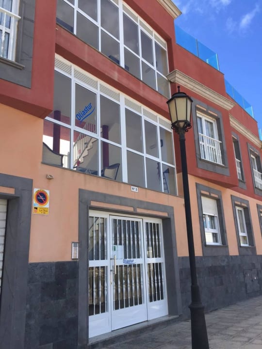 Wejście do hotelu Apartments Oliastur