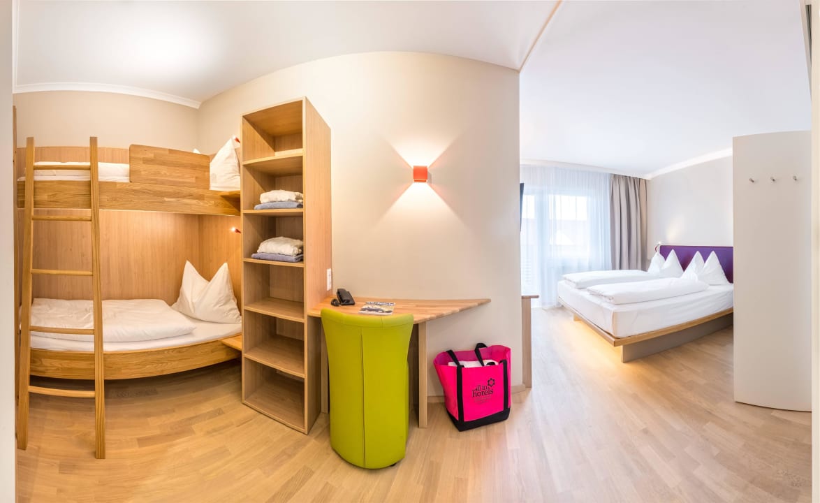 Familienzimmer All In Red Thermenhotel