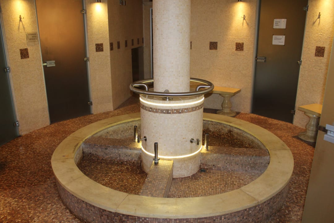 Pool Zámek Kamenný dvůr