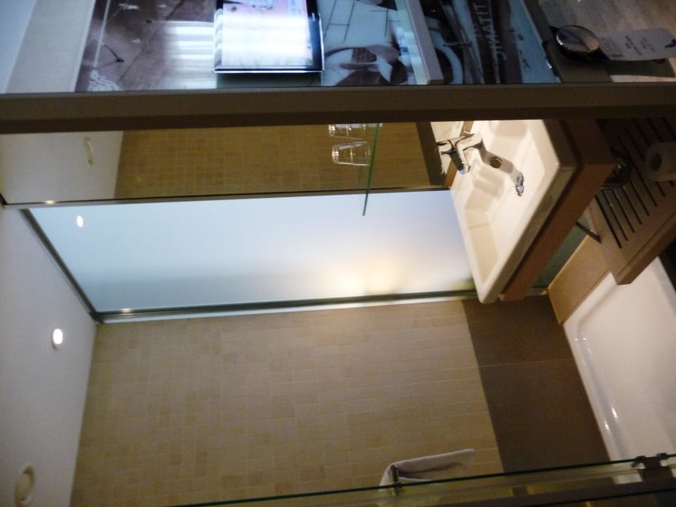 Bad TITANIC Comfort Berlin Mitte