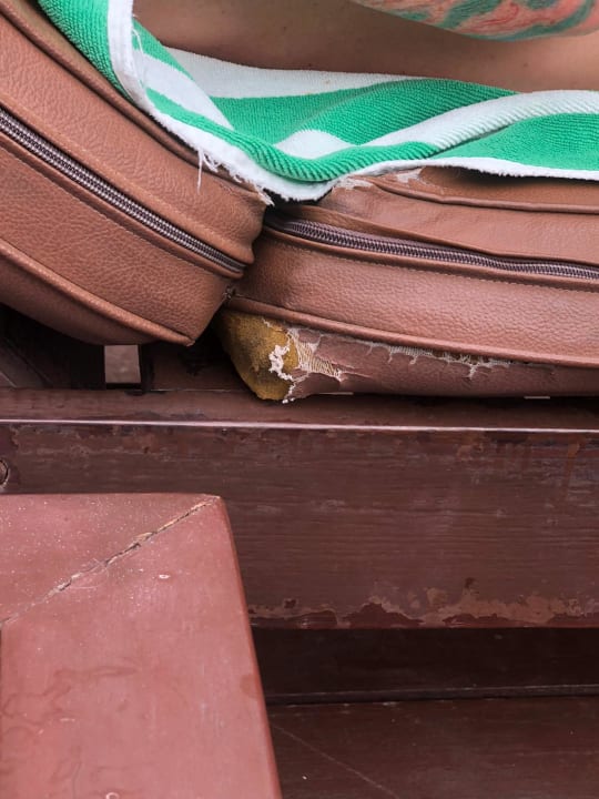 Pool Hotel Century Park