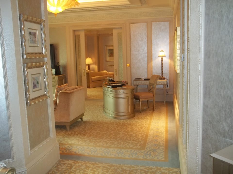 Khaleej Deluxe Suite Emirates Palace Mandarin Oriental