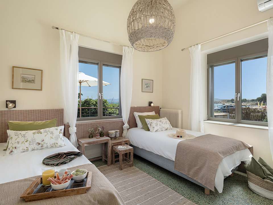 Zimmer The House By The Sea