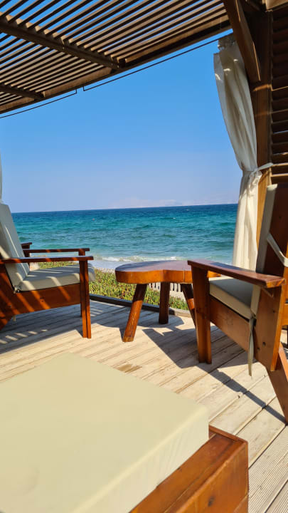 Strand Neptune Luxury Resort