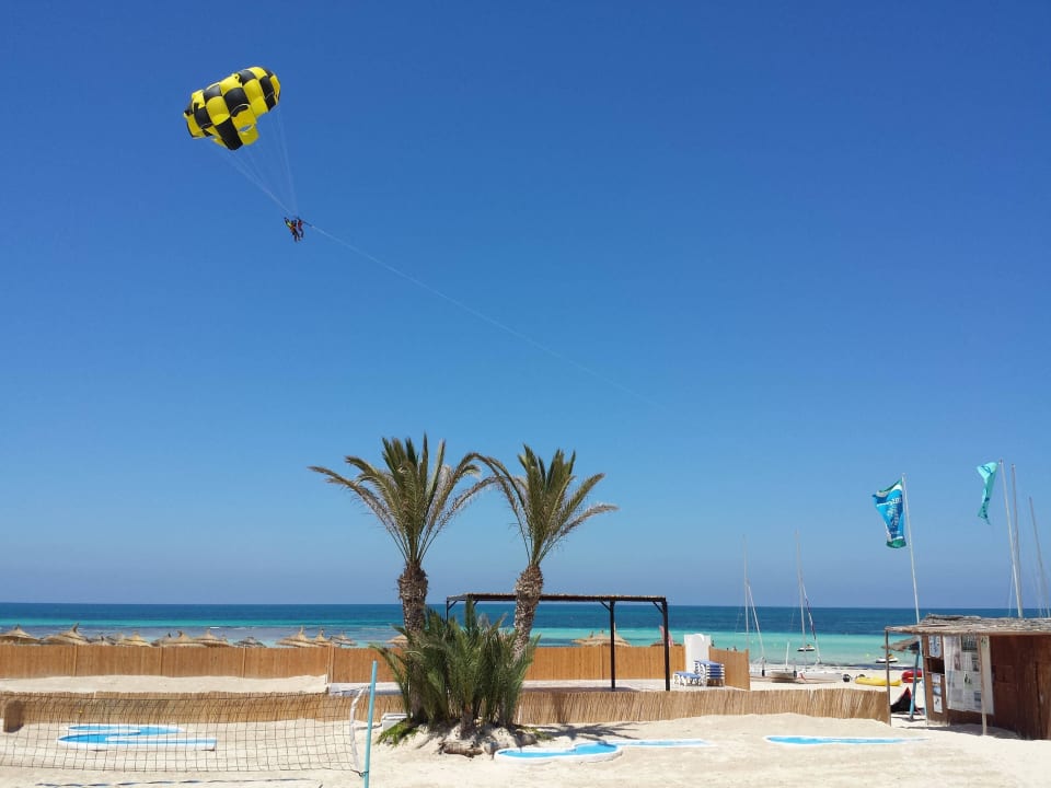 Aussicht von der Aussen-Terrasse des Speisesaales Calimera Yati Beach