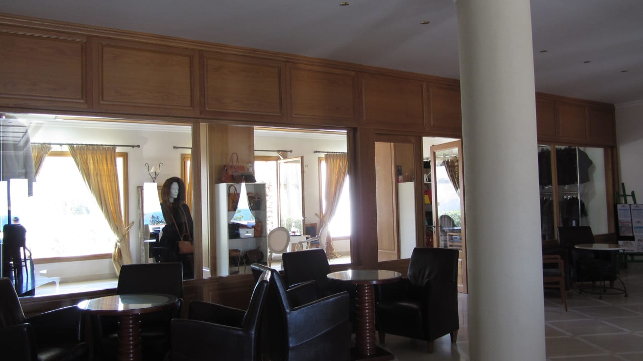 Pelzgeschäft Mitsis Rinela