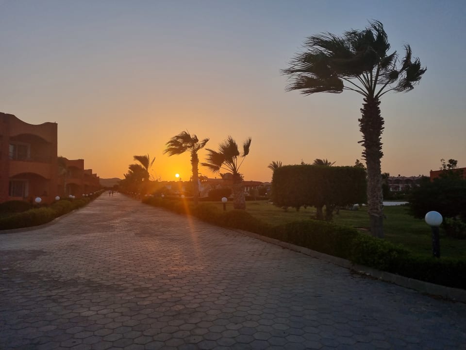 Außenansicht Three Corners Happy Life Beach Resort