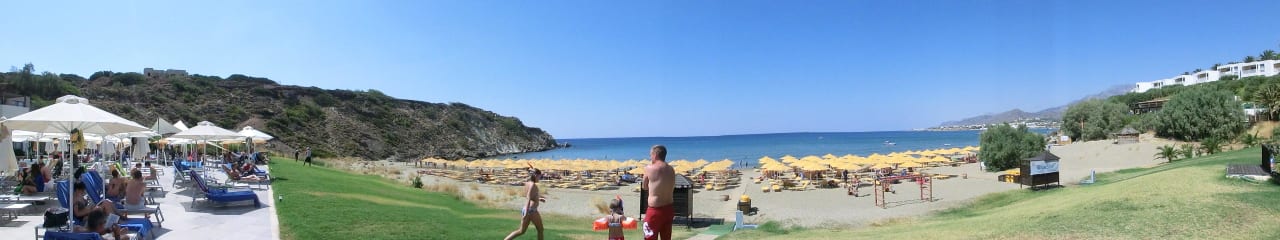 Rundblick zum Strand Atlantica Mikri Poli Crete