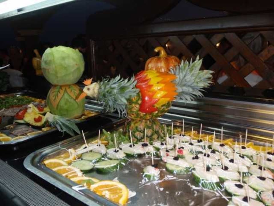 Büffet Kunst   Hotel Kalithea Horizon Royal