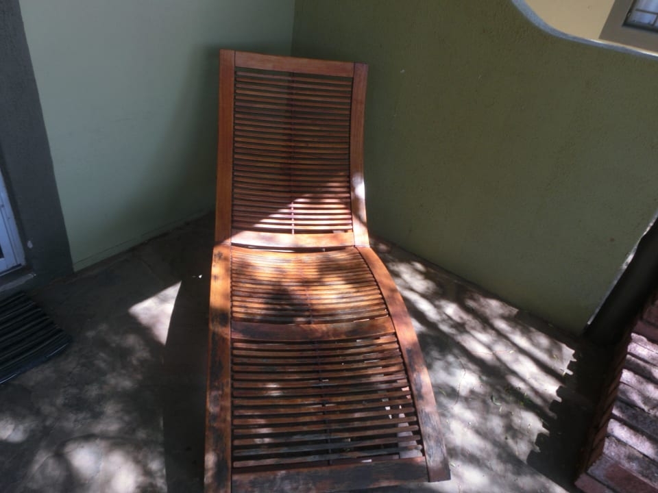 Liege Kalahari Anib Lodge