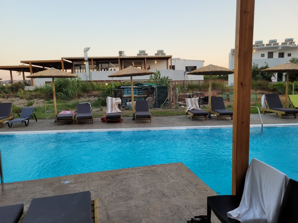 Pool Evita Bay Hotel