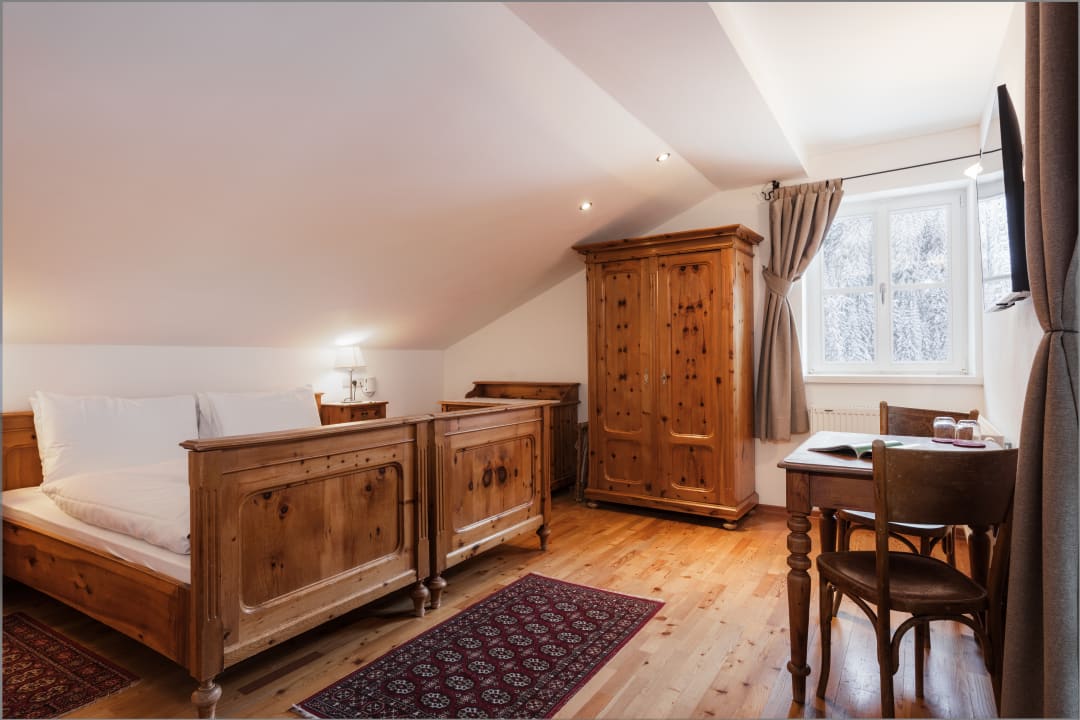 Zimmer Hotel Dolomitenhof & Chalet Alte Post