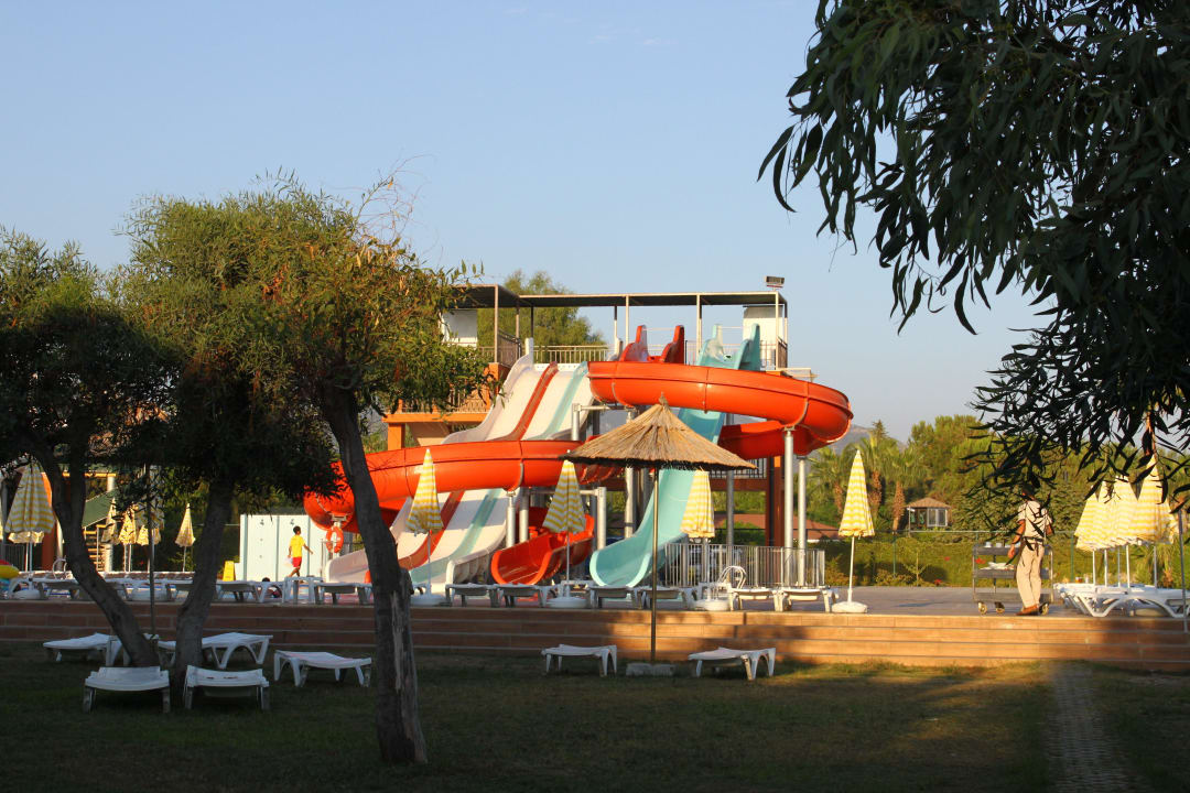 Zjeżdżalnie Club Turtas Beach Hotel