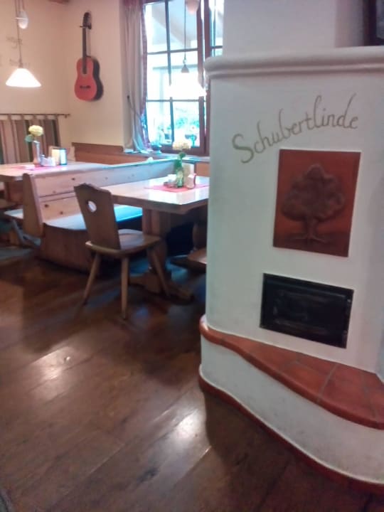 Gaststube Landgasthof Zur Schubertlinde