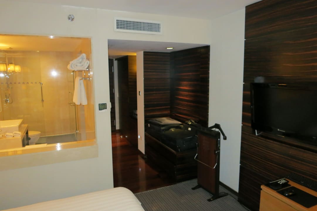 Zimmer im 12. Stock mit renoviertem Badzimmer Jinglun Hotel Nikko